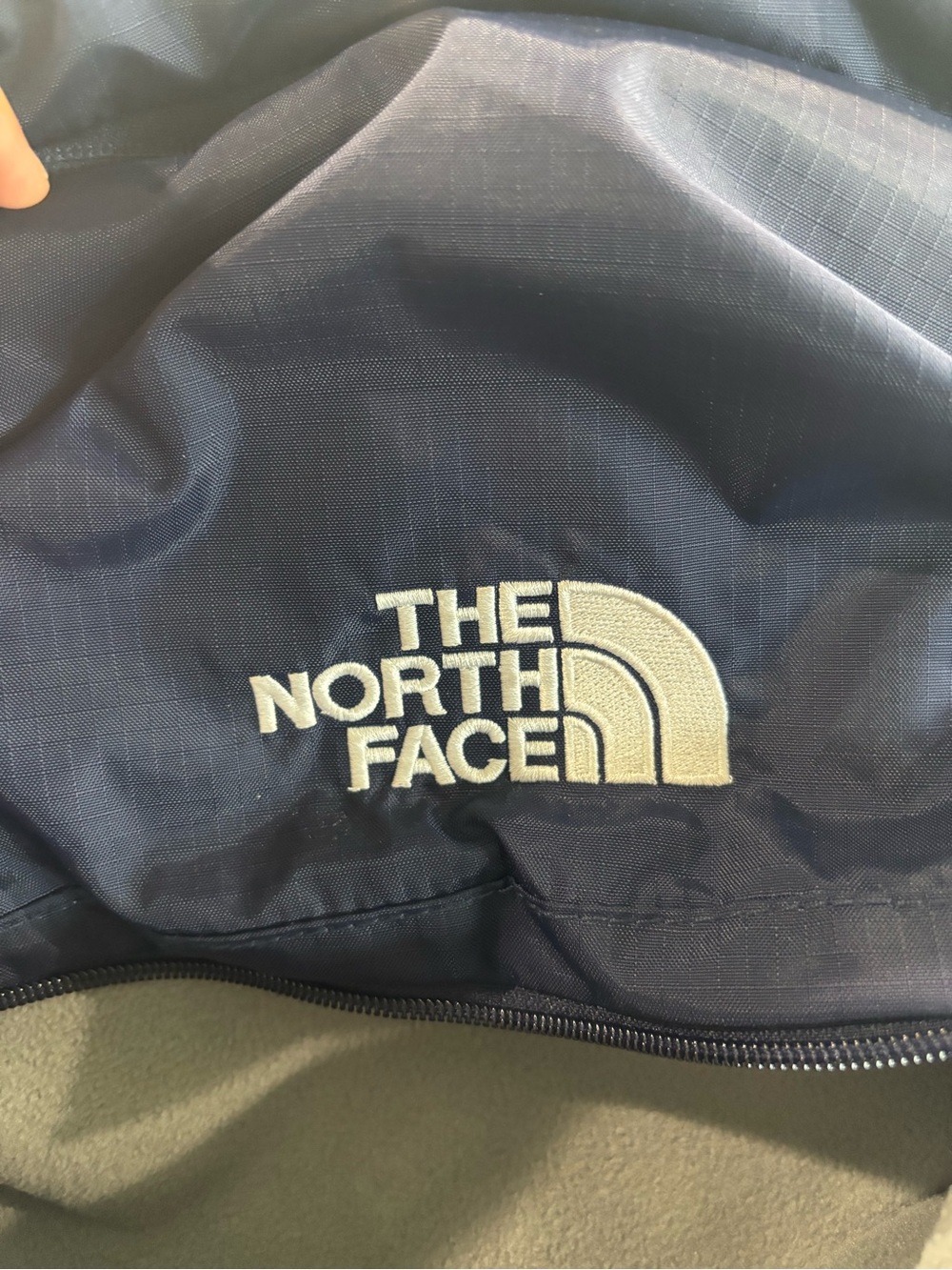 The North Face 31L Surge Backpack in Navy and Black - Picture 13 of 16